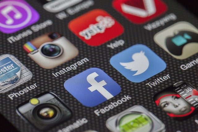 Sosyal Medya Kullanmak